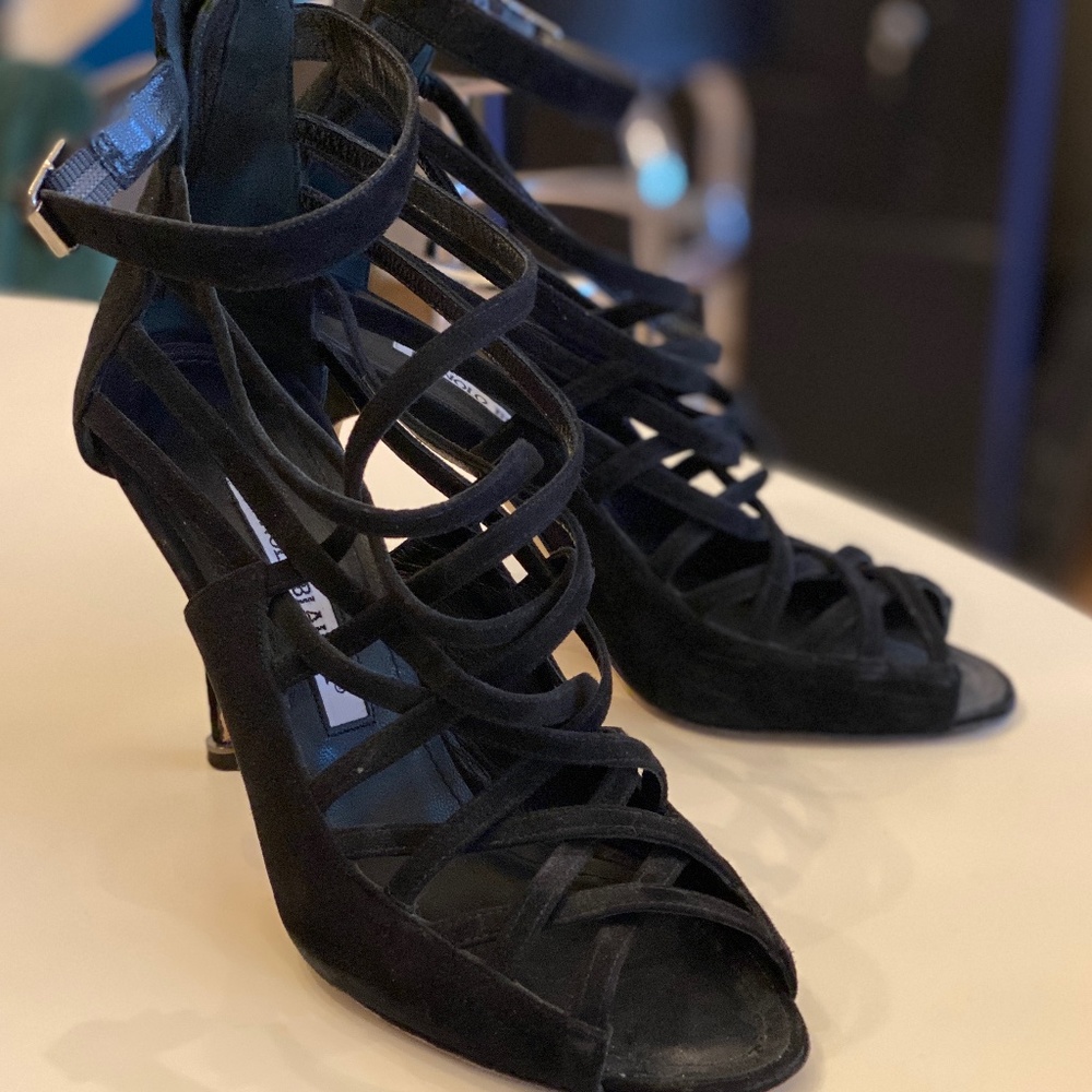 Manalo Blahnik Strappy Black 7.5 Heels